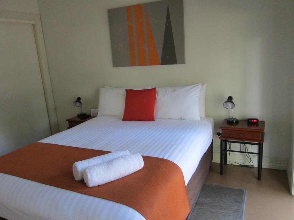 ברום Breezes Apartments חדר תמונה